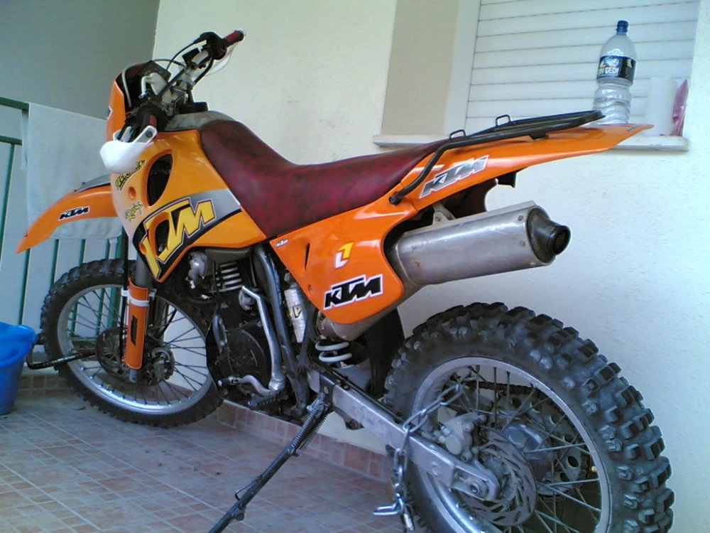 29102005(001).jpg
