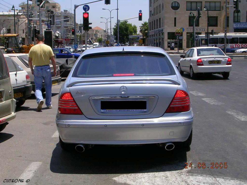 לורניסר2.jpg
