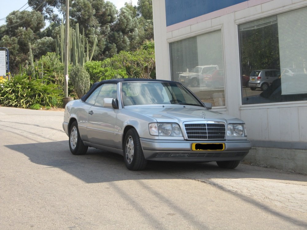 mercedes 300ce convertble.jpg