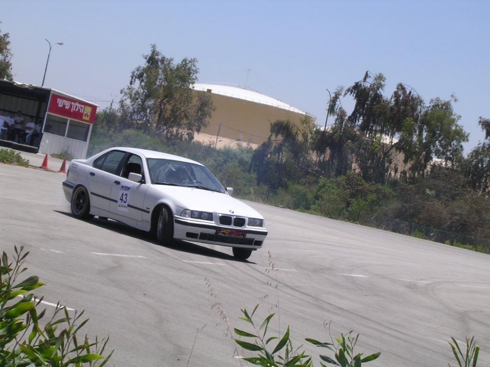 Bmw Drift - 3-3.jpg