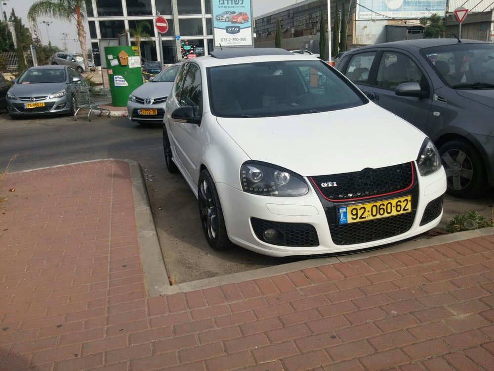 3ae6290c-b660-44af-97c1-2f7033c6cfad.jpg