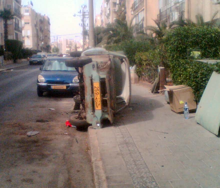 אסקורט003.jpg