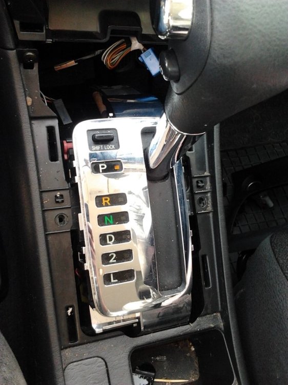 corolla gear knob1.jpg