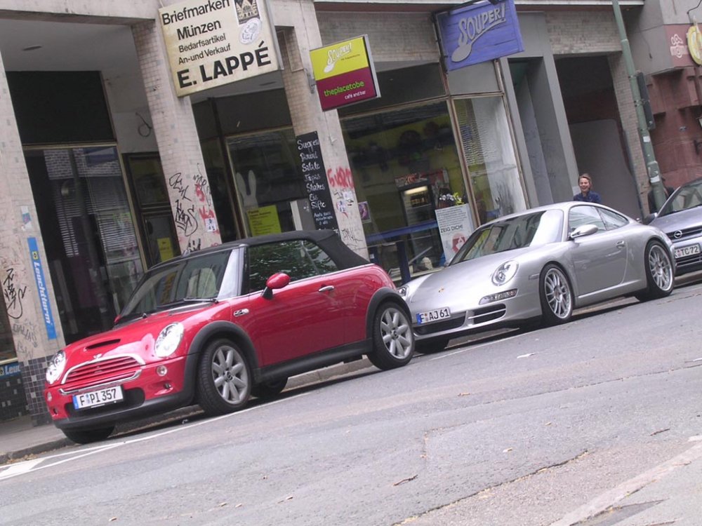 mini & porsche 2.jpg
