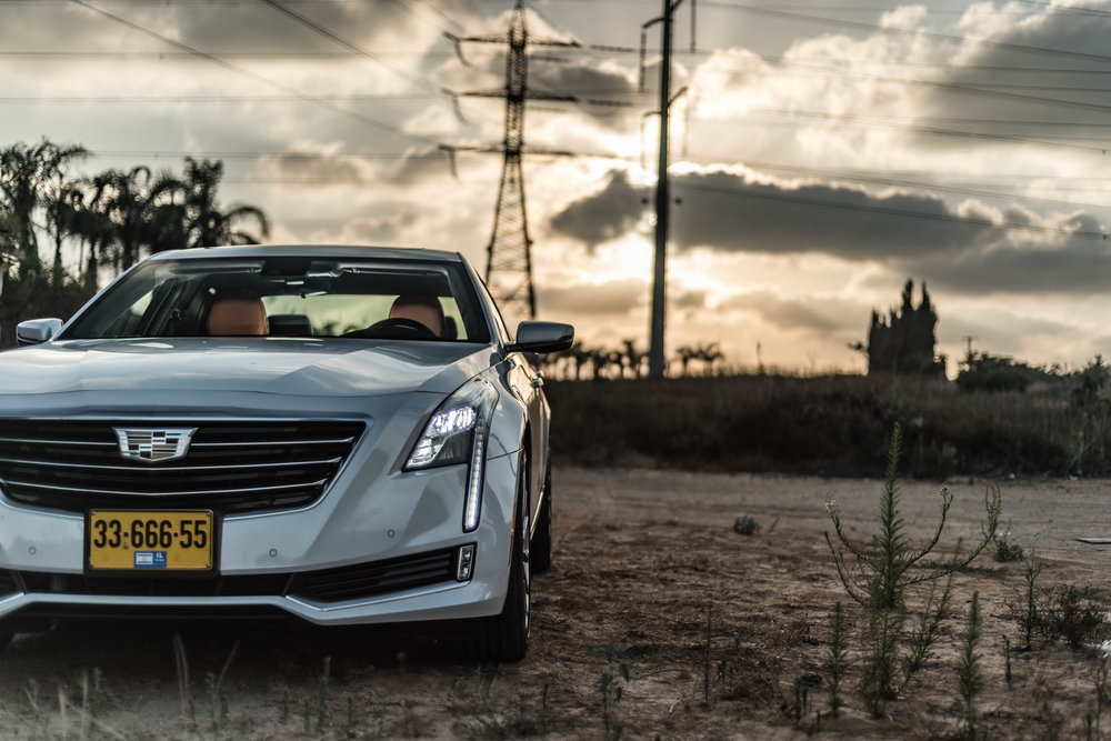 קאדילק-CT6-11.jpg