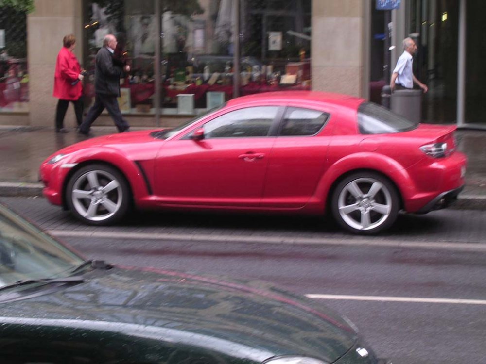 mazda 2.jpg