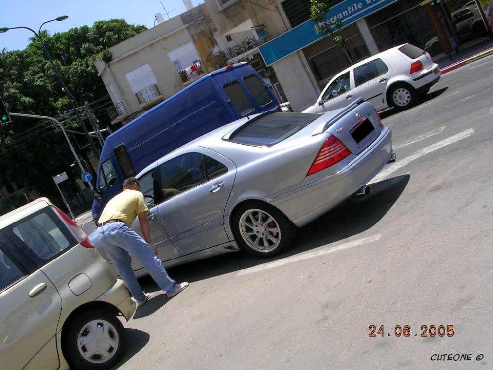 לורניסר.jpg