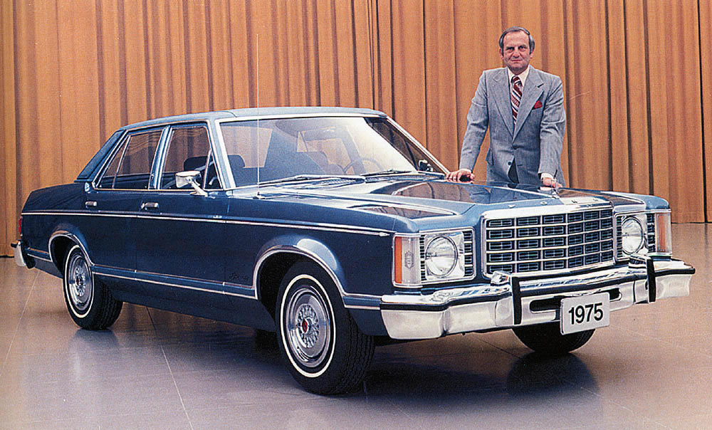 1975%20Ford%20Granada%20Ghia%20Sedan%20f3q_jpg.jpg