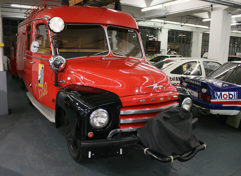 S 121.jpg