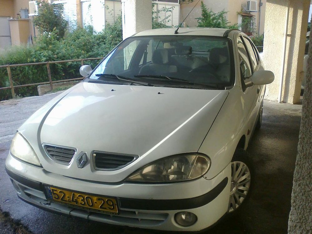161220121רנו מגאן904.jpg