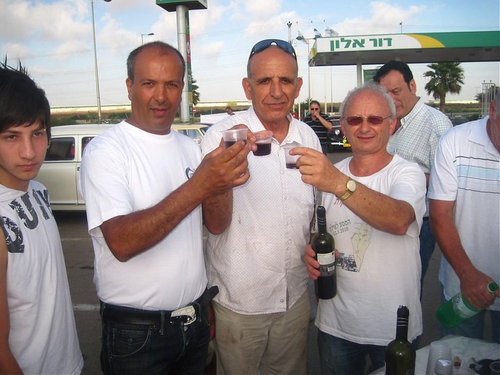 השקה של שמעון 008.jpg