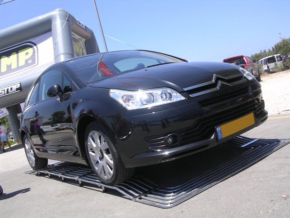Citroen 4-4.jpg