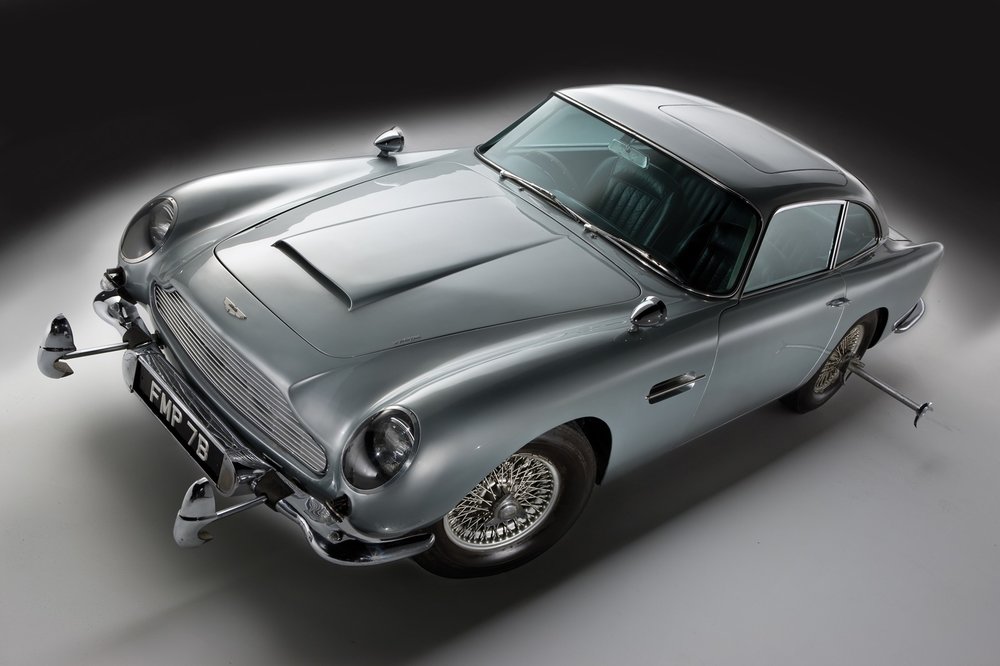 60777mee-Aston Martin DB5 - 007 car.jpg
