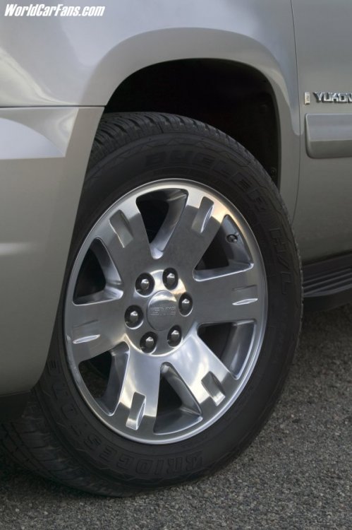 GMC Yukon XL 1.jpg