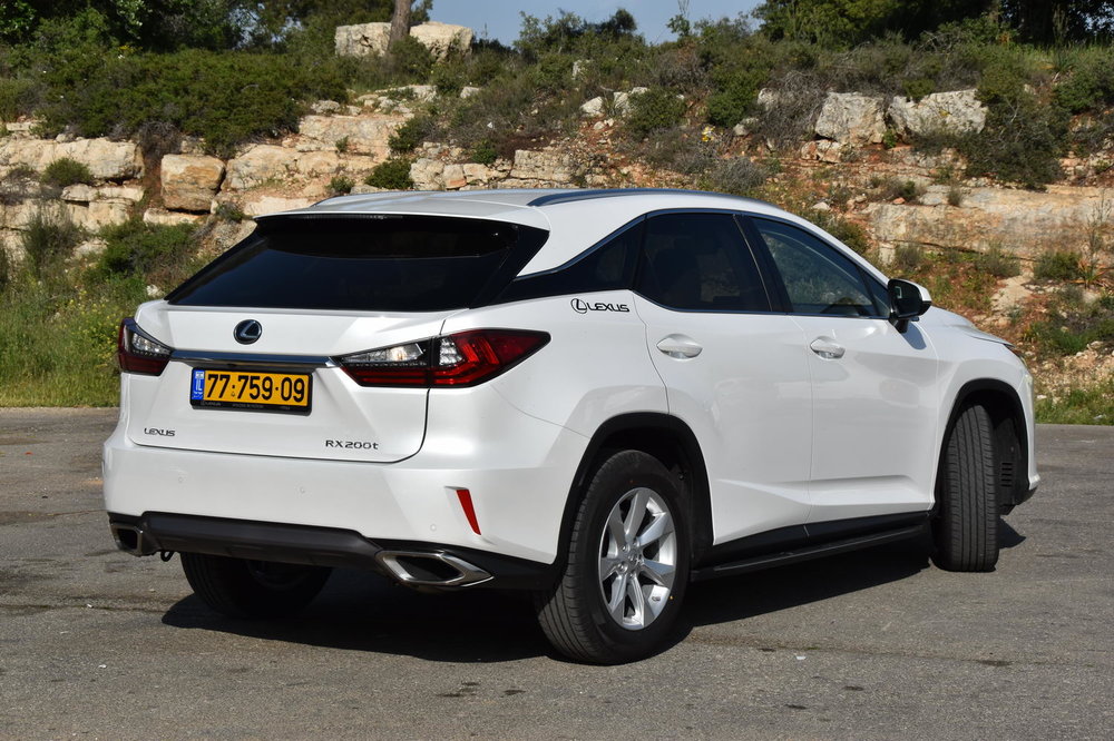לקסוס-RX200t-2017-06.JPG