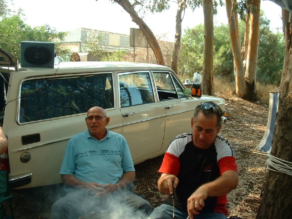 703.jpg