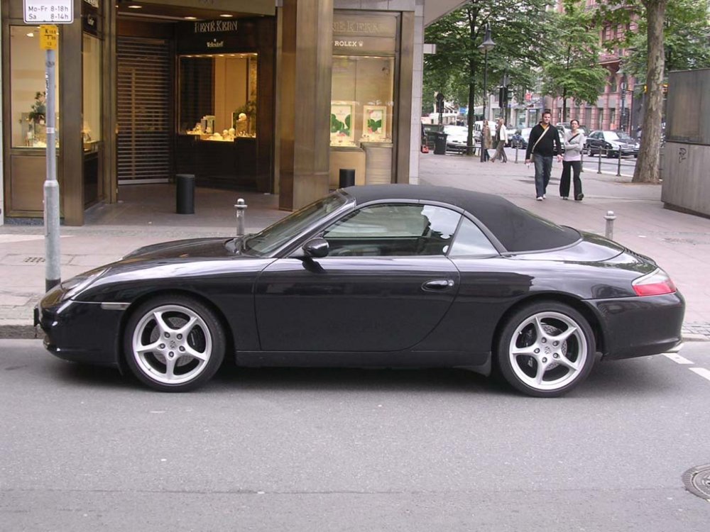 porsche 2.jpg