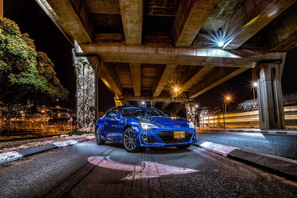 סובארו-BRZ-01.jpg