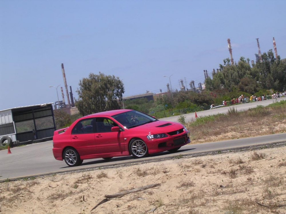 Mitsubishi 17-17.jpg