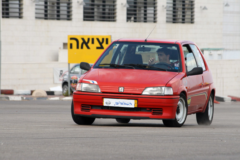 106R 3.jpg