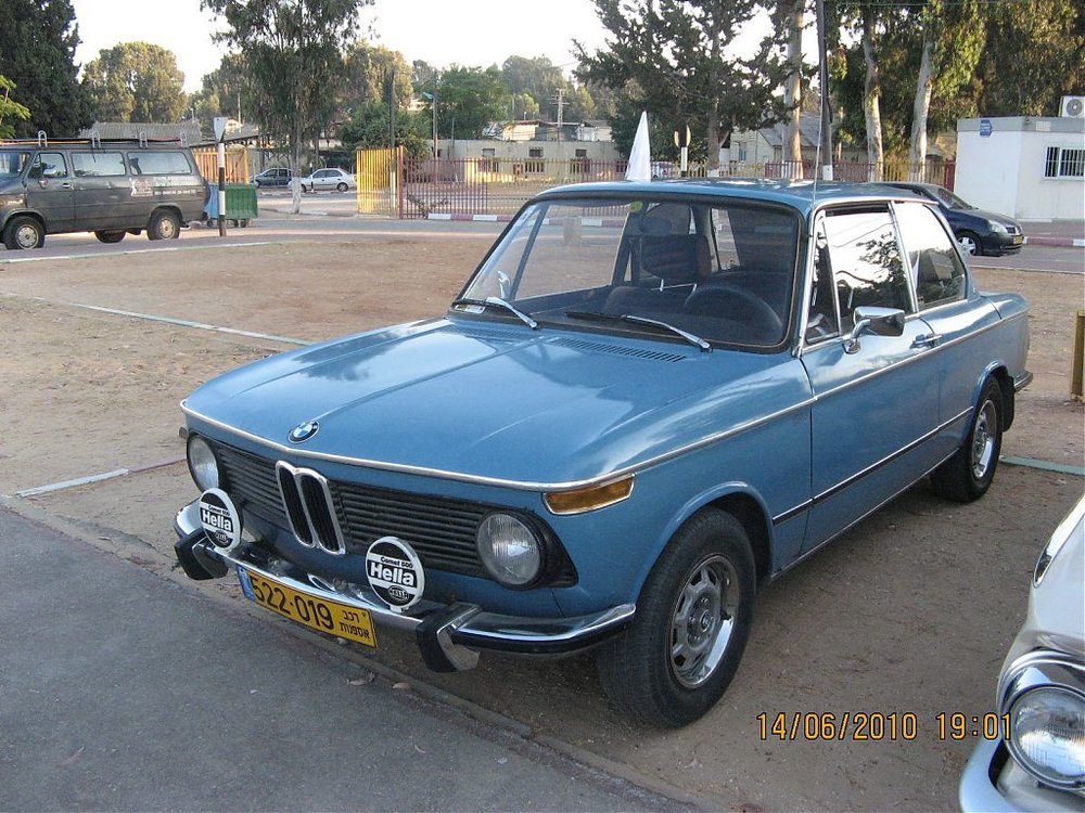 השקה 001.jpg