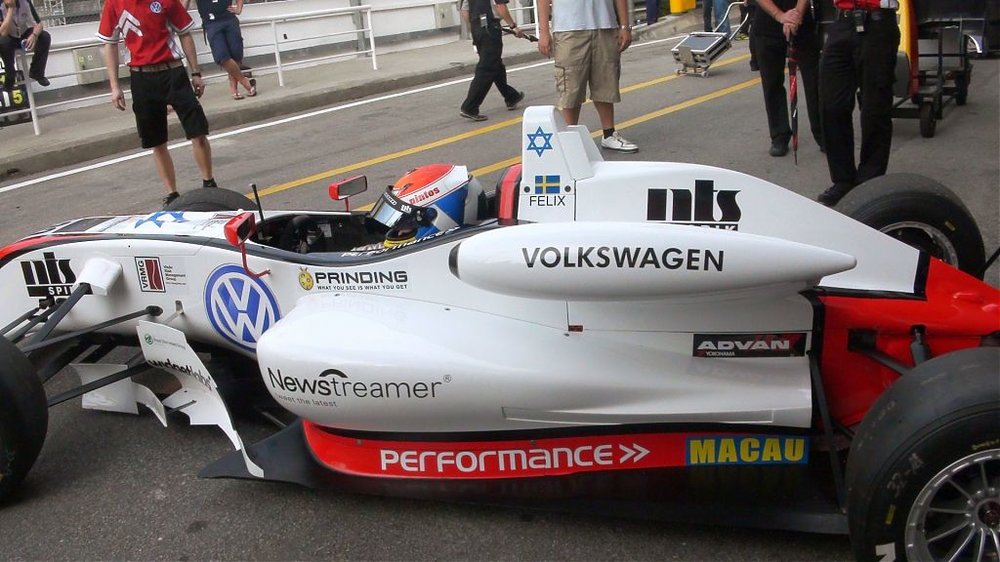 felix vw macao gp 2010 1.jpg