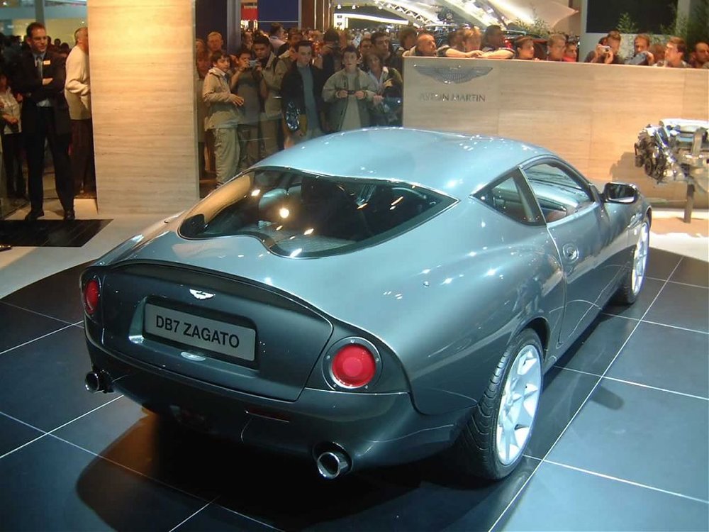 Aston-martin-db7-zagato_67740.jpg