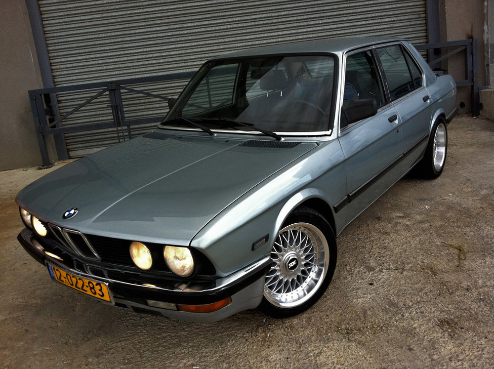 BMW_E28_525i_IMG_0115.jpg.jpg