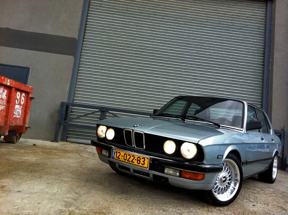 BMW_E28_525i_IMG_0130.jpg.jpg