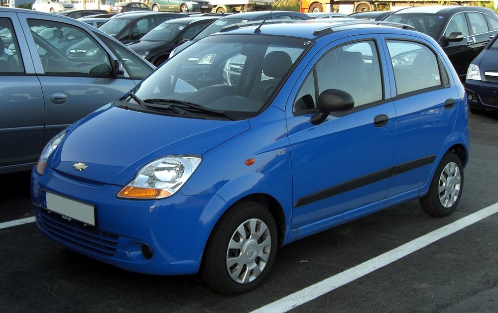 Chevrolet_Matiz_SE_front.jpg