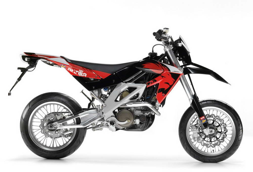 Knight-Day-Aprilia-SXV.jpg