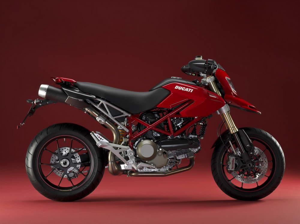 Knight-Day-Ducati-Hypermotard.jpg