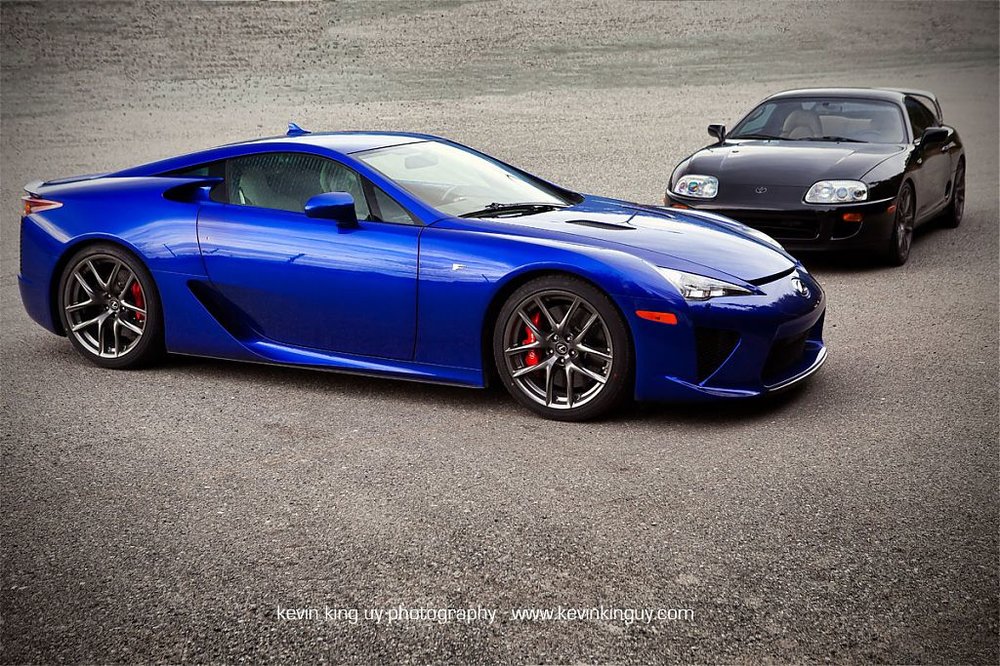 Lexus-LFA-and-Toyota-Supra-Mark-IV-2.jpg