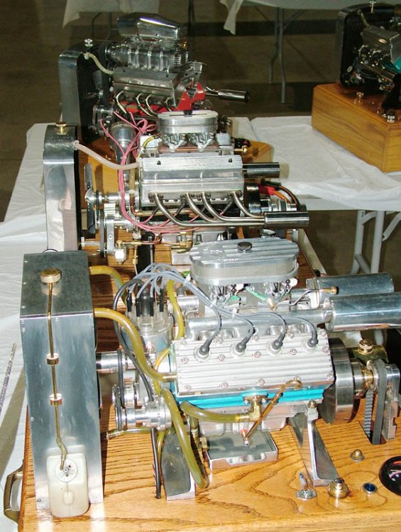 MMM04v8group.jpg