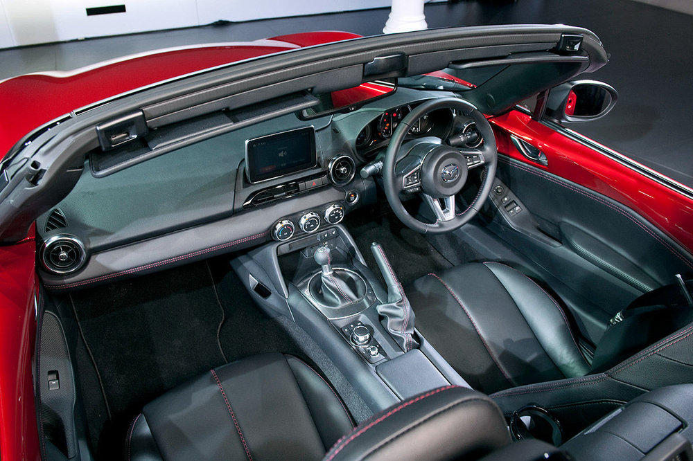 Mazda-MX-5-1200x800-ac68a1392daf3b9b.jpg