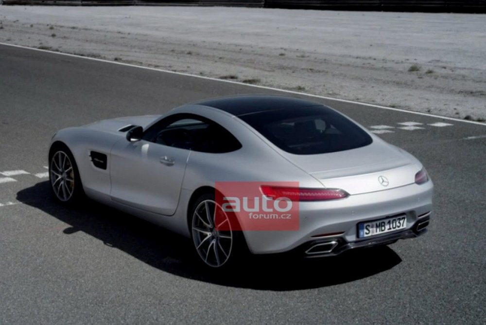 Mercedes-AMG-GT-2016-3.jpg