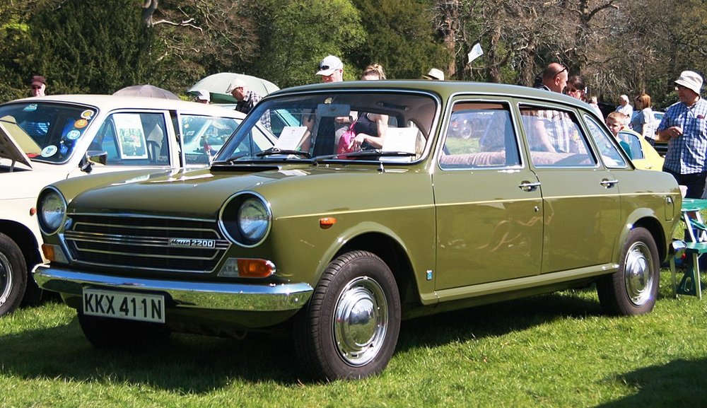 Morris_2200_2227cc_1975.jpg