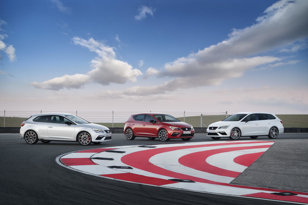 New-SEAT-Leon-Cupra-300-001H.JPG