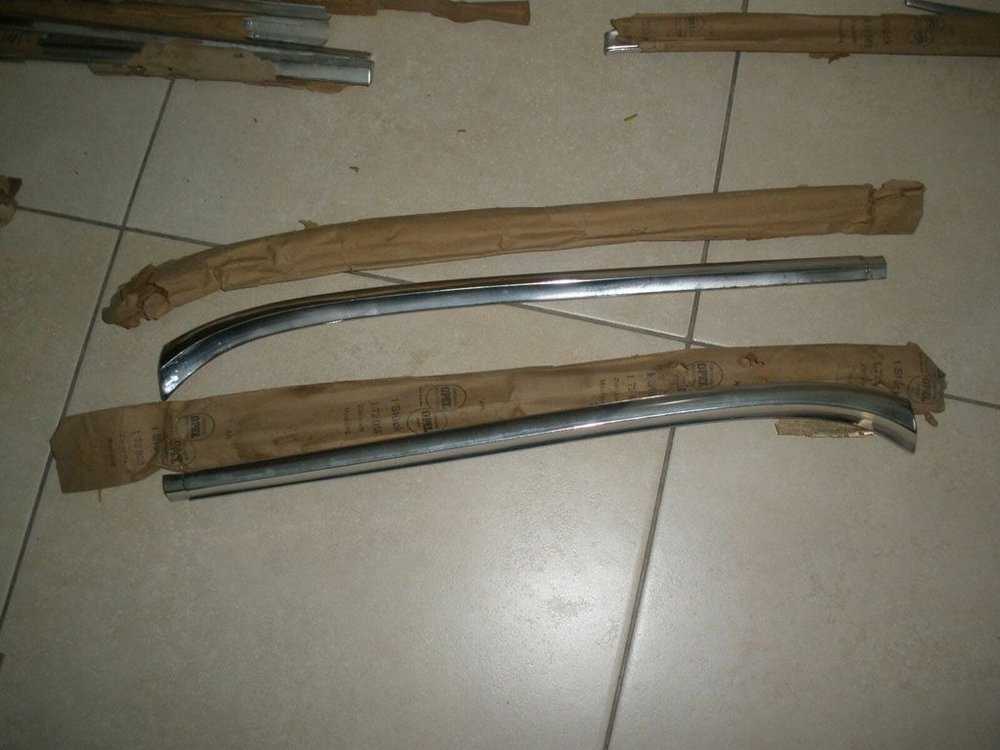 PB124023.JPG