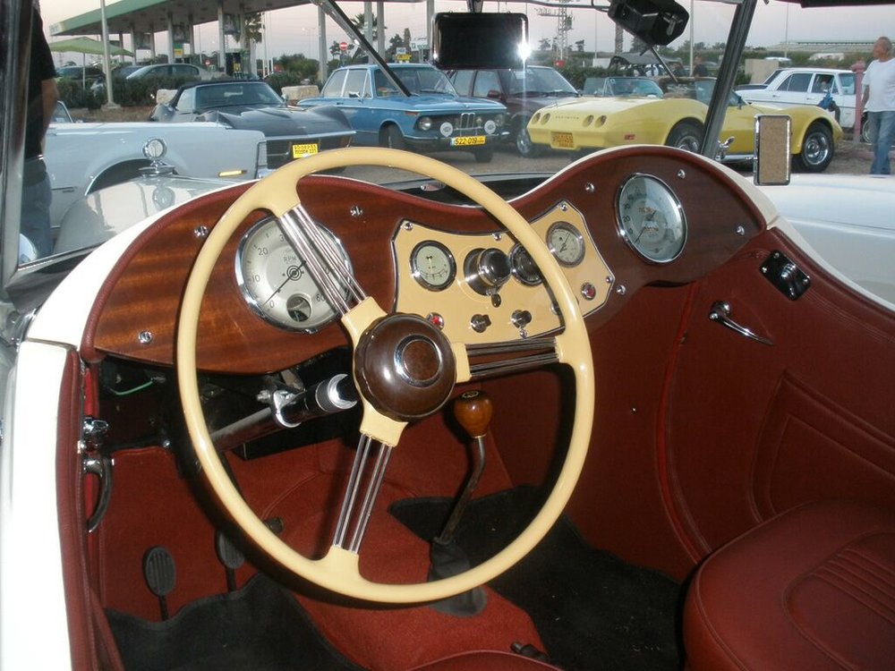 PB304137.JPG