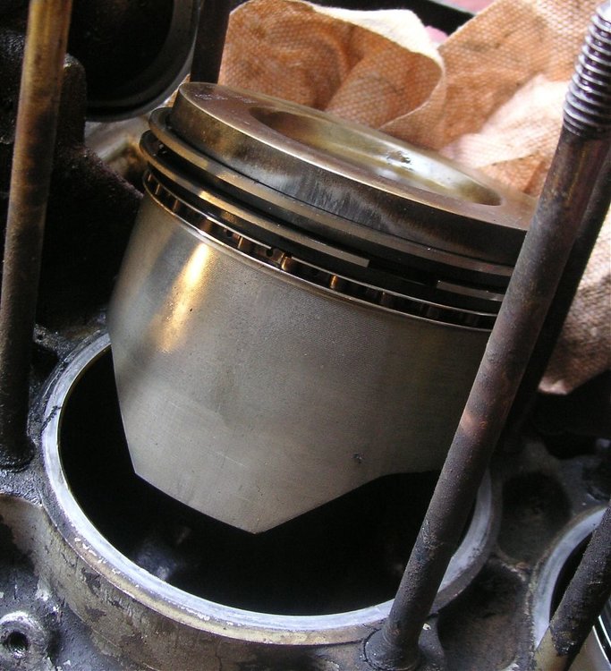 Piston_rings.jpg
