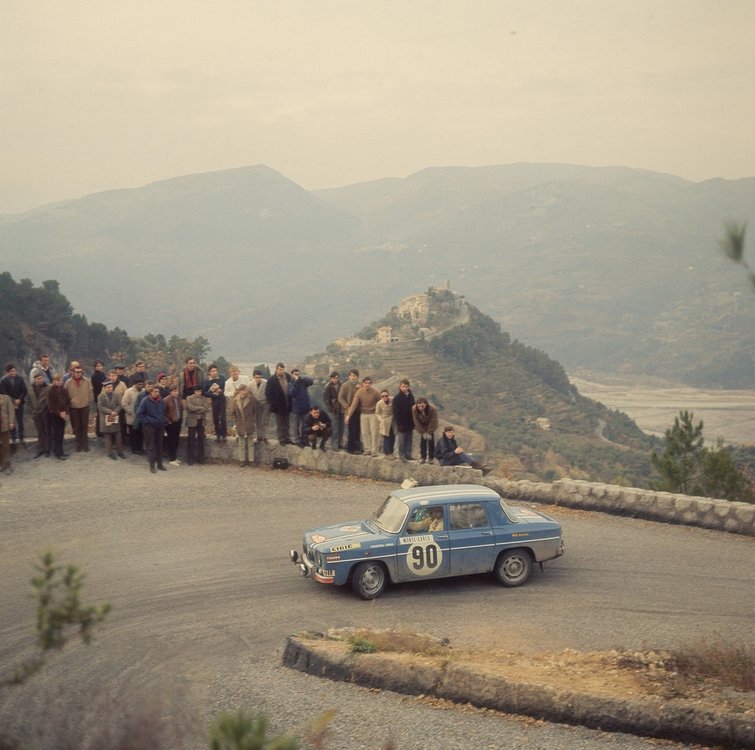 Renault_53623_global_en.jpg