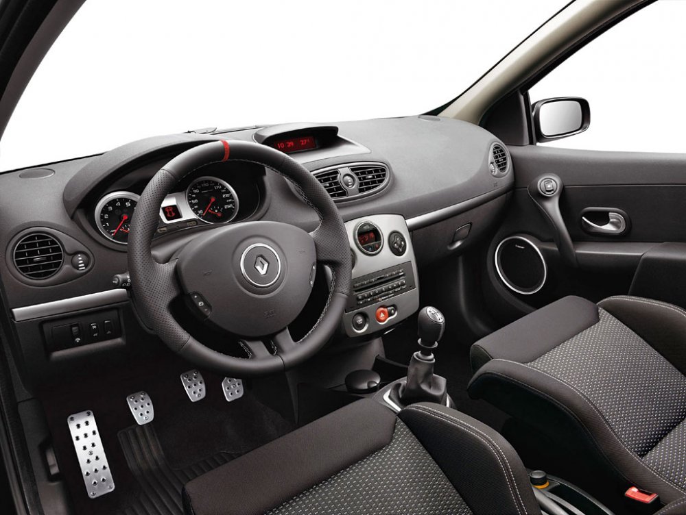 Renault_Clio_RS_16.jpg