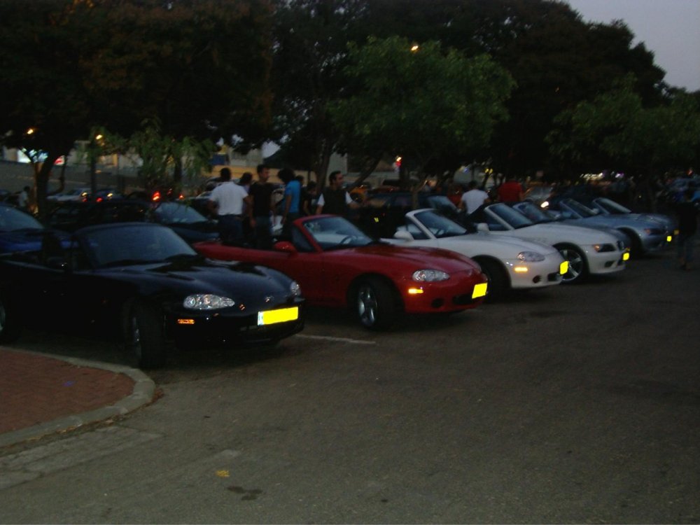 Roadsters1.jpg