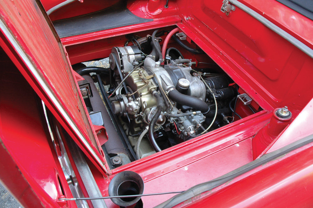 SE47-dR1-NSU-Wankel-Engine-Bay_0151.jpg
