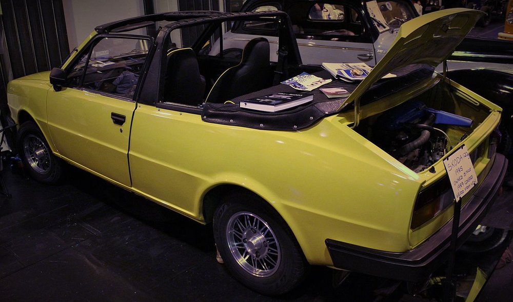 Skoda_Rapid_convertible_01.jpg