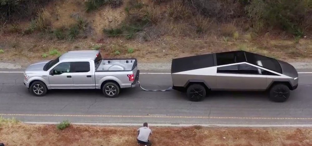 Tesla-Cybertruck-vs-Ford-F150-1-1.jpg