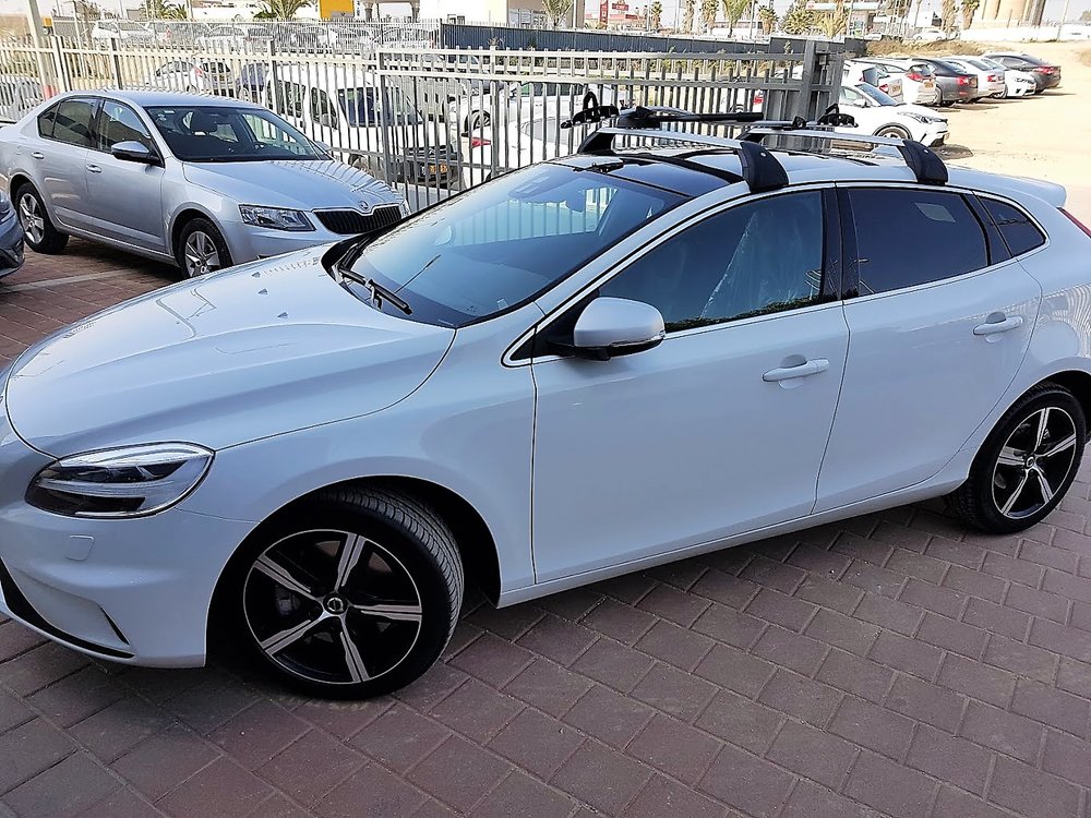 V40_a.jpg