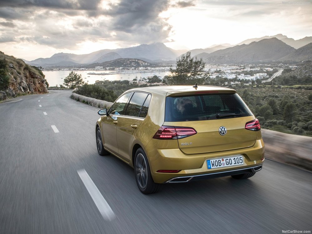 Volkswagen-Golf-2017-1280-29.jpg