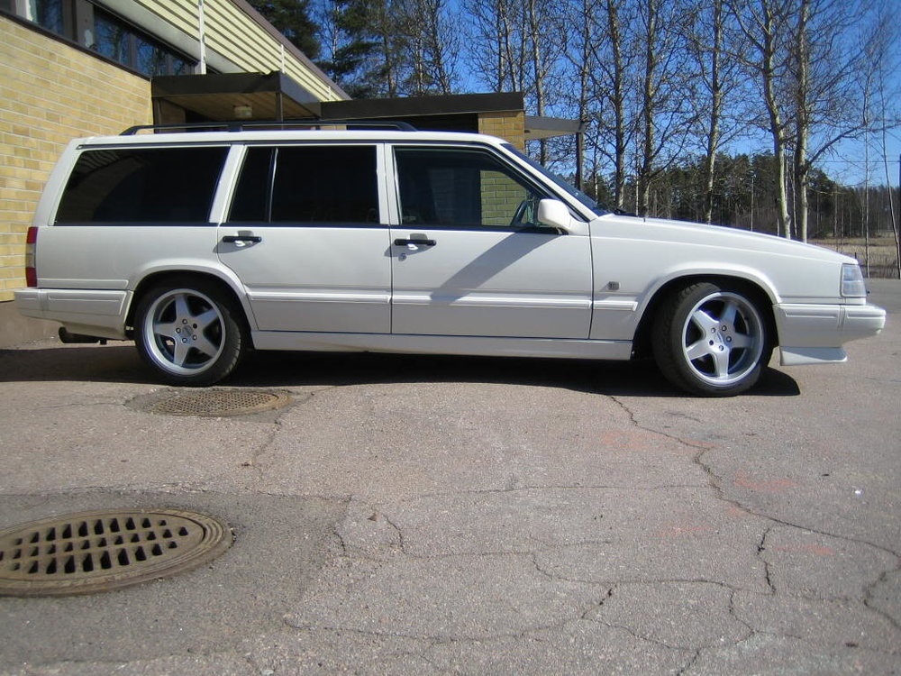 Volvo-945-Turbo-3.jpg